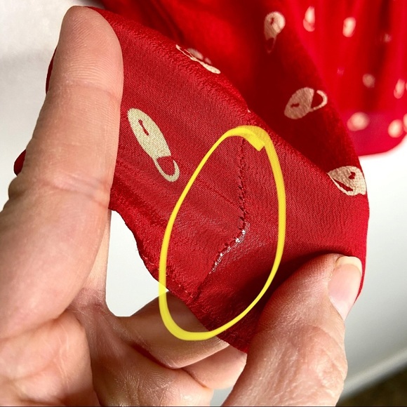 Petticoat Alley 100% Silk Cherry Red Lock Print Blouse - Picture 10 of 14